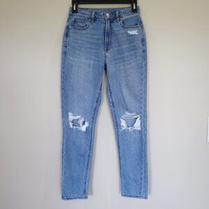 AMERICAN EAGLE AEO Size 0 Regular Light Wash Mom Jeans